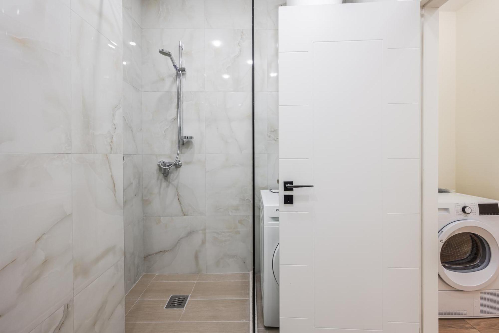 טיראנה Lucas Central Home מראה חיצוני תמונה